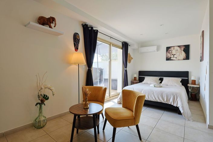 Image No.15-5 Bed House for sale