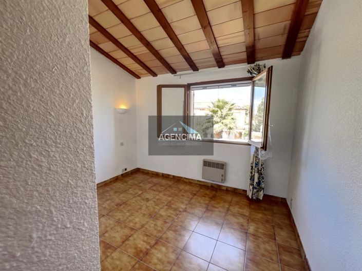 Image No.11-2 Bed House for sale