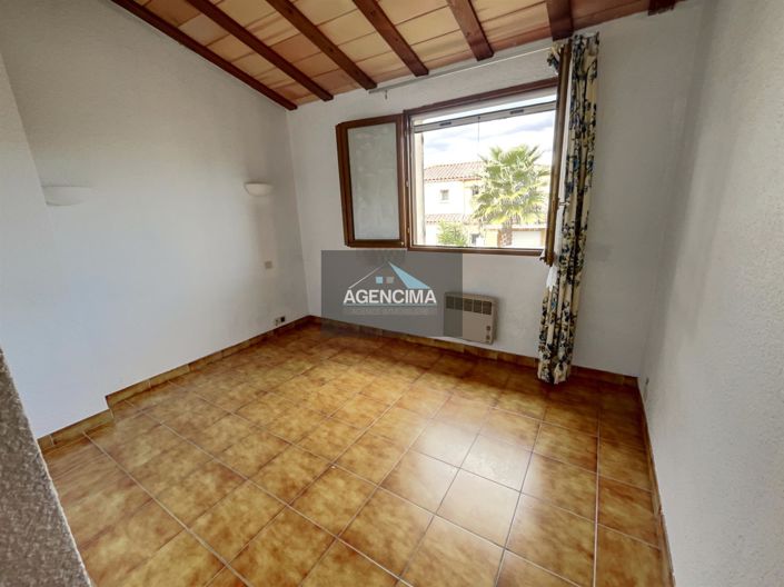 Image No.7-2 Bed House for sale