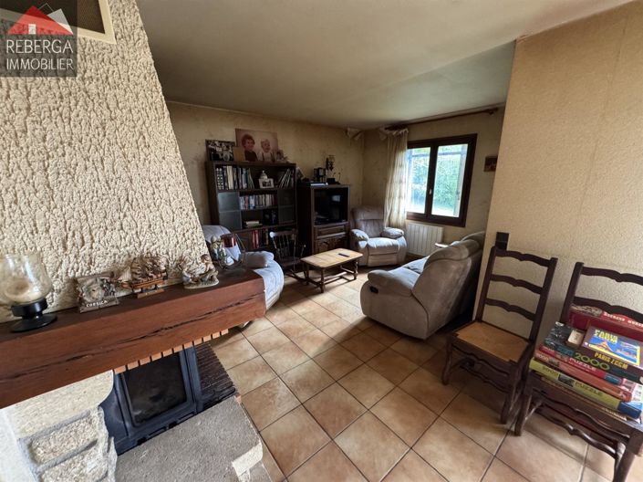 Image No.10-3 Bed House for sale