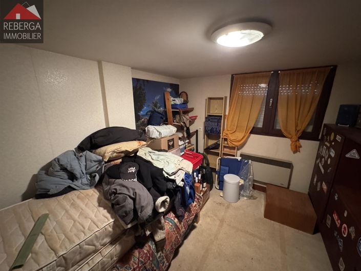 Image No.16-3 Bed House for sale