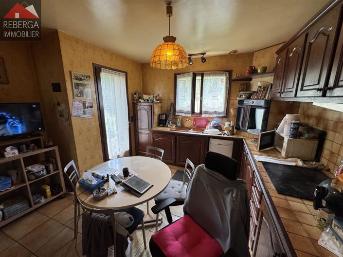 Image No.9-3 Bed House for sale