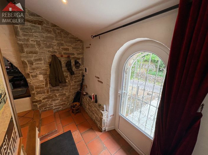 Image No.36-5 Bed House for sale