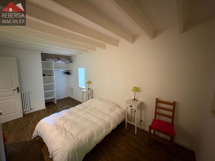 Image No.51-5 Bed House for sale