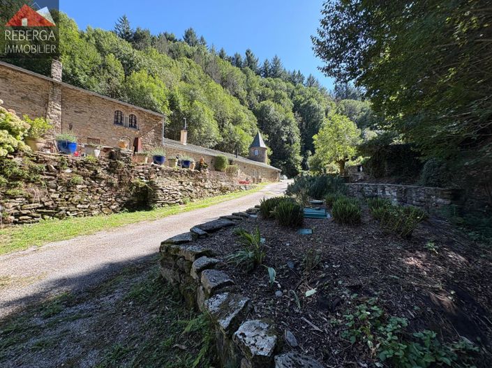 Image No.69-5 Bed House for sale