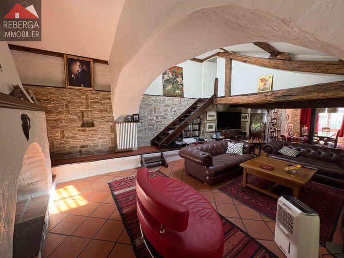 Image No.7-5 Bed House for sale