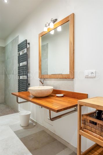 Image No.24-8 Bed House for sale