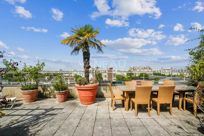 Image No.12-4 Bed Apartment for sale