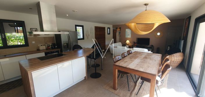 Image No.5-4 Bed House for sale