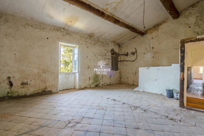 Image No.14-5 Bed House for sale