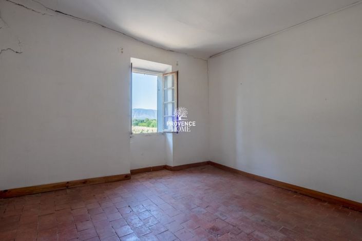 Image No.15-5 Bed House for sale