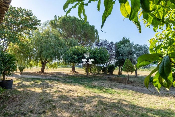 Image No.19-5 Bed House for sale