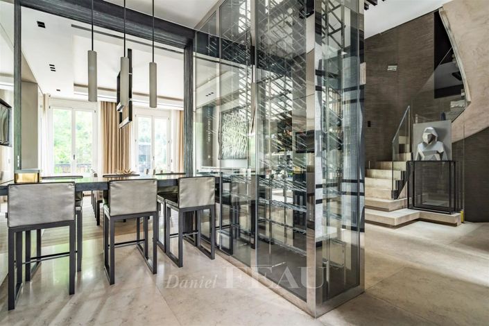 Image No.13-5 Bed House for sale