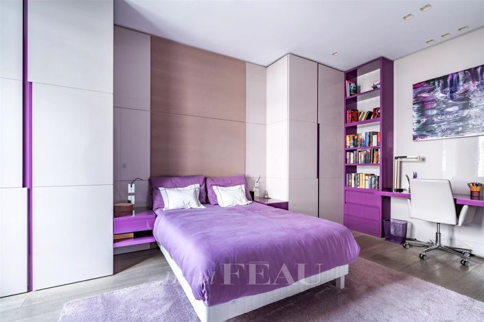 Image No.21-5 Bed House for sale