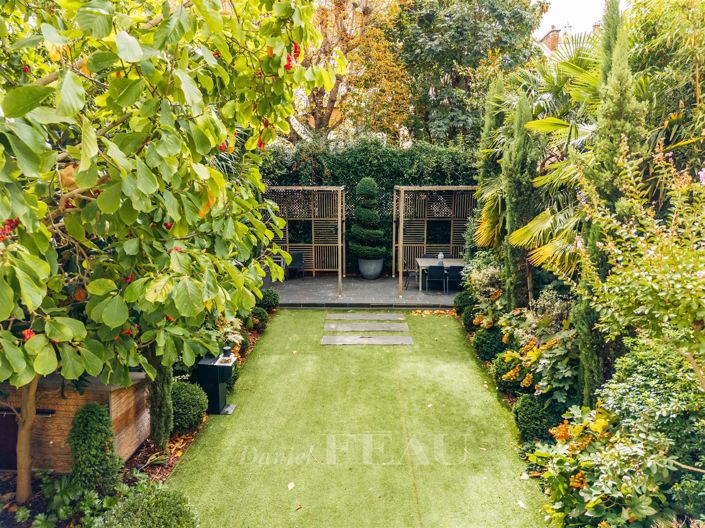 Image No.7-5 Bed House for sale