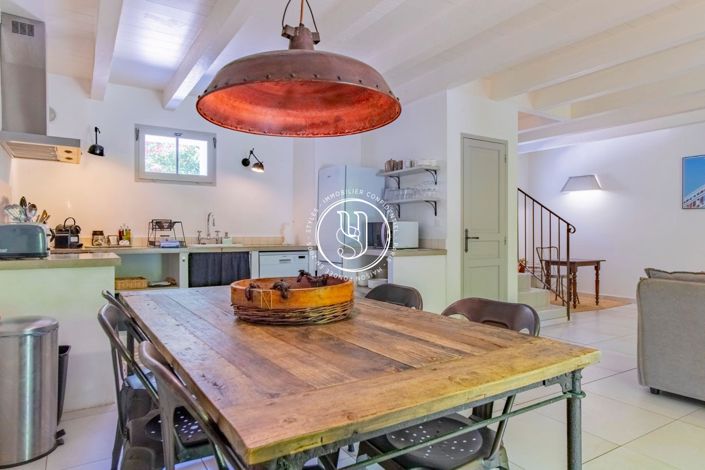 Image No.20-22 Bed House for sale