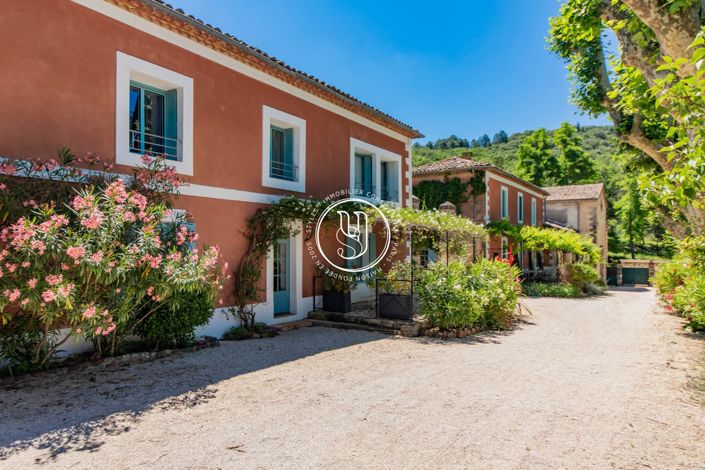 Image No.6-22 Bed House for sale