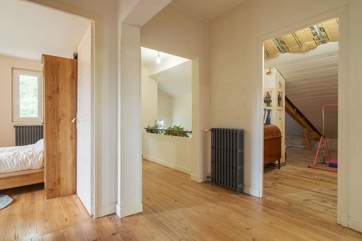 Image No.12-4 Bed Property for sale