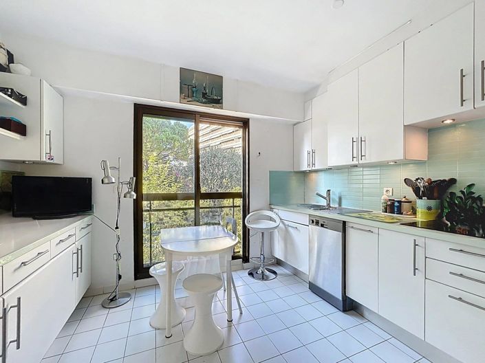 Image No.15-3 Bed Apartment for sale