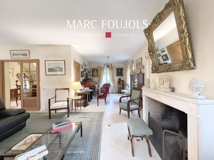 Image No.5-6 Bed House for sale