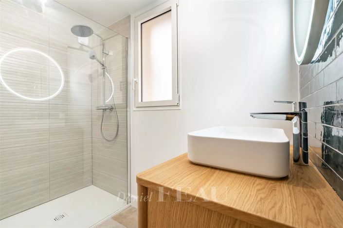 Image No.11-3 Bed Apartment for sale