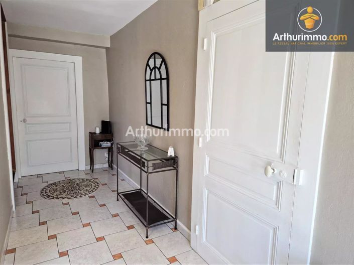 Image No.12-3 Bed House for sale