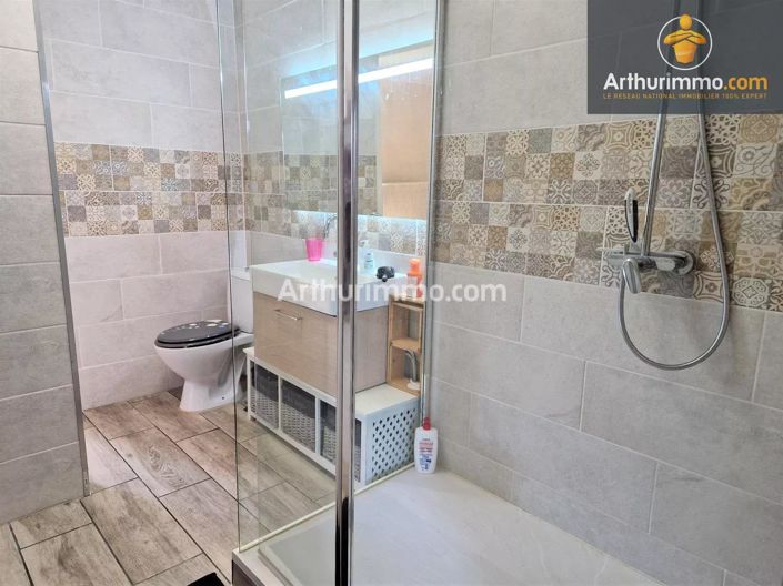 Image No.6-3 Bed House for sale