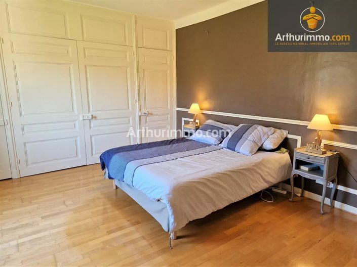 Image No.9-3 Bed House for sale