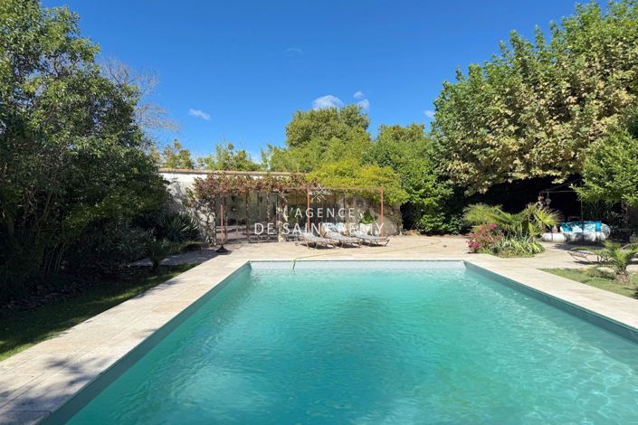 Image No.2-4 Bed House for sale