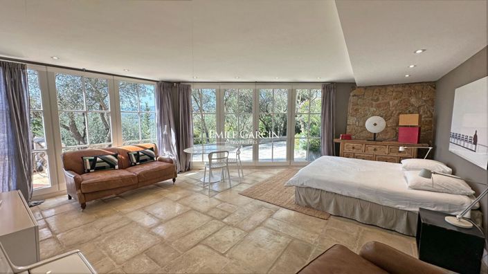 Image No.4-4 Bed House for sale