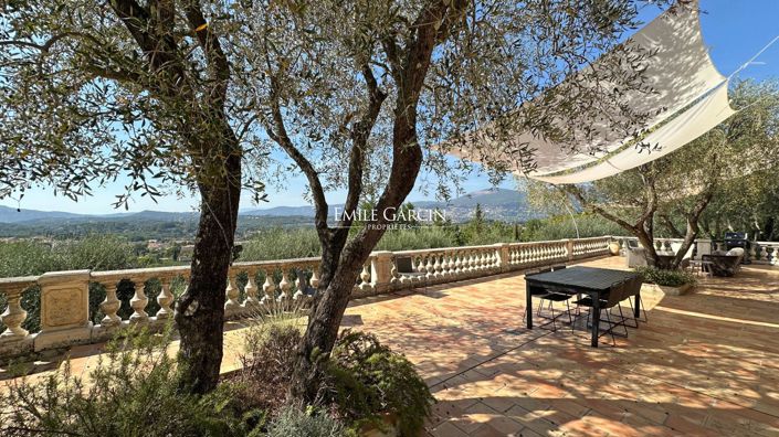 Image No.6-4 Bed House for sale