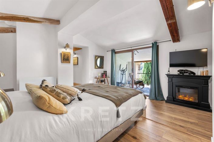 Image No.19-10 Bed House for sale