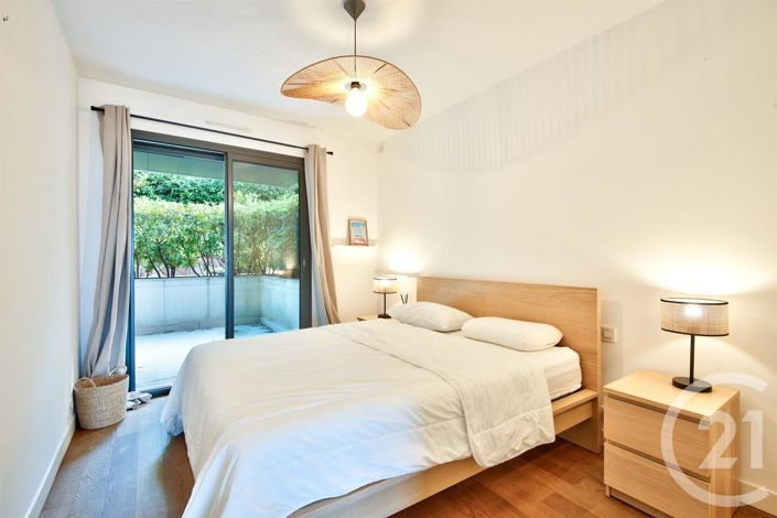 Image No.13-3 Bed Apartment for sale