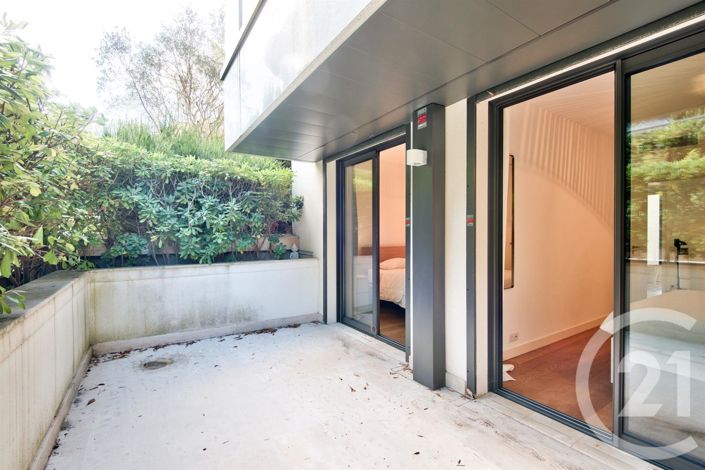 Image No.14-3 Bed Apartment for sale