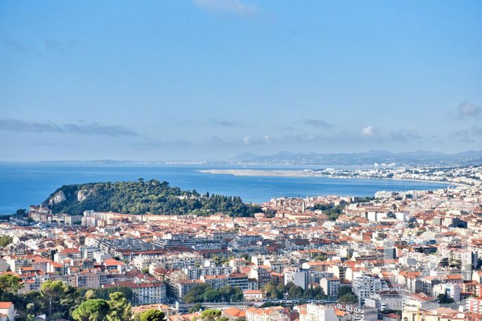 Image No.18-3 Bed Apartment for sale