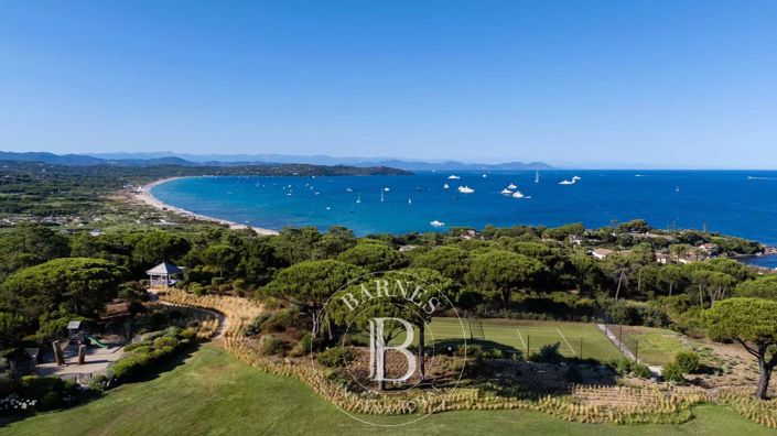 Image No.1-9 Bed House for sale