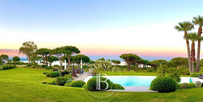 Image No.2-9 Bed House for sale