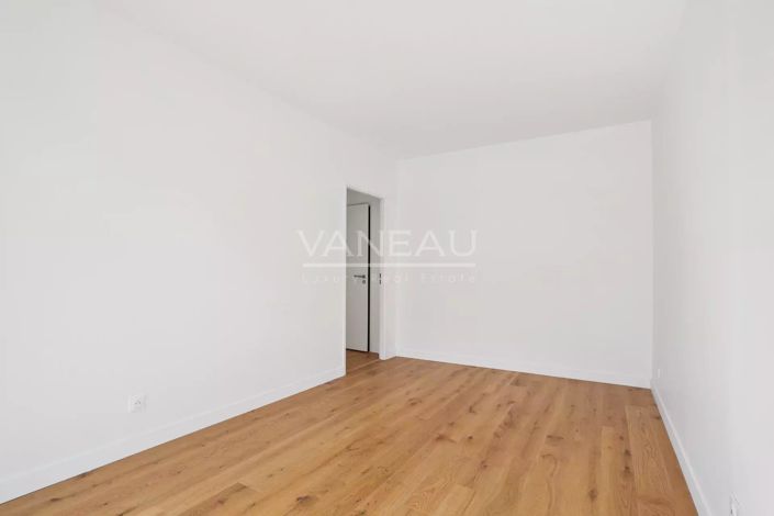 Image No.15-3 Bed Apartment for sale