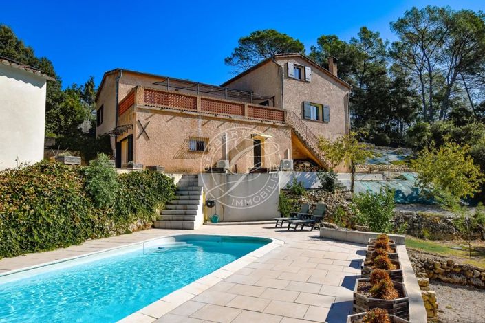 Image No.1-6 Bed House for sale