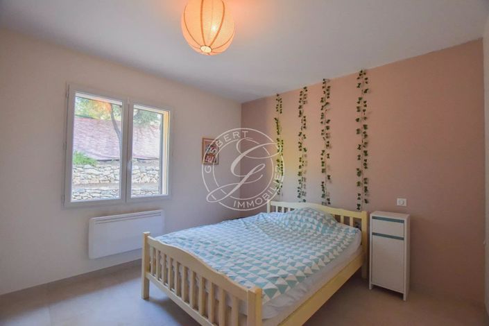 Image No.15-6 Bed House for sale