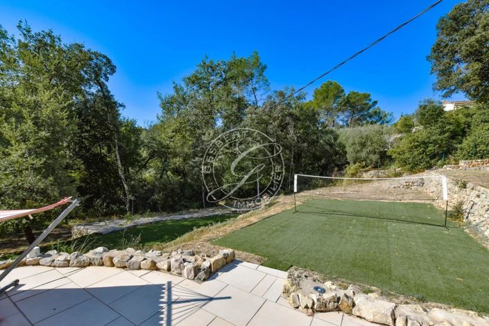 Image No.31-6 Bed House for sale