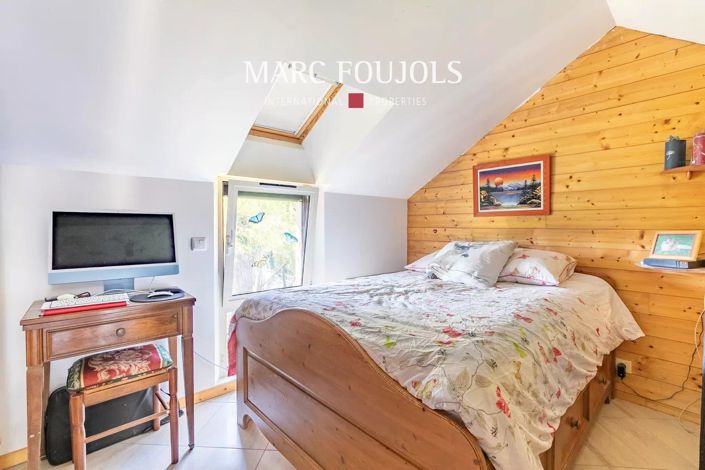 Image No.16-1 Bed House for sale