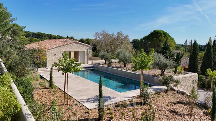 Image No.17-6 Bed House for sale