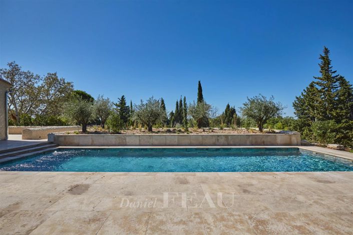 Image No.3-6 Bed House for sale