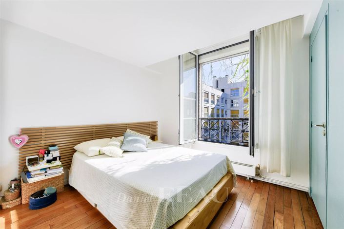 Image No.10-3 Bed Apartment for sale