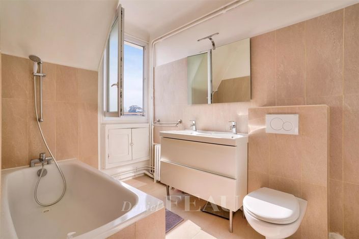 Image No.9-4 Bed Apartment for sale