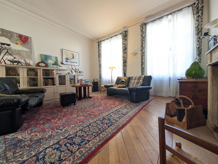 Image No.5-7 Bed House for sale