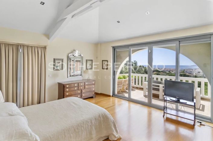 Image No.4-5 Bed House for sale