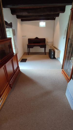 Image No.10-8 Bed House for sale