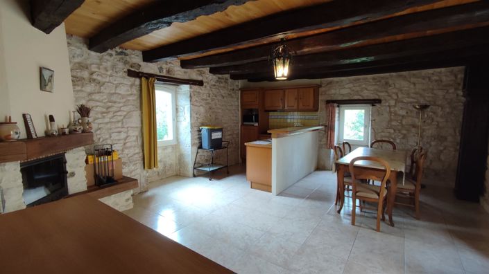 Image No.21-8 Bed House for sale